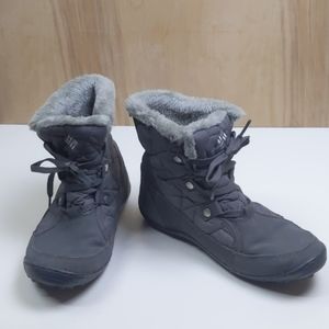Columbia Waterproof Faux Fur lined snow Boots